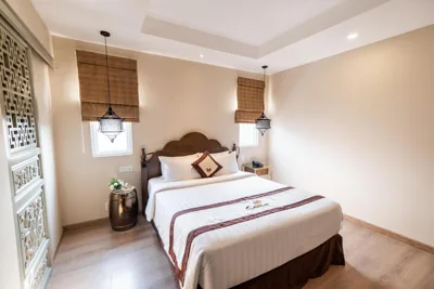 Deluxe Double Room — Sanouva Saigon Hotel